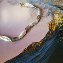 Load image into Gallery viewer, LUNA (Biwa Pearl & Labradorite)