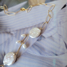 Load image into Gallery viewer, Pearly Coins