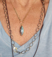 Load image into Gallery viewer, Labradorite Graces