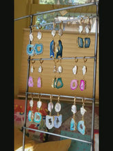 Load and play video in Gallery viewer, Rainbow 🌈Agate Slice Druzy on Pearls  (Blue, Turquoise, Green, Pink, Gray)