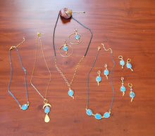 Load image into Gallery viewer, Dreamy Elegance (Mixed Metal & Gold & Aquamarine)