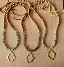 Load image into Gallery viewer, Stone of Strength: Blue Onyx Sandalwood Mala