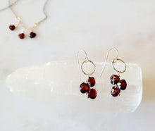 Load image into Gallery viewer, Garnet Drops Necklace (Red & Gold & Silver)