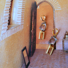 Load image into Gallery viewer, Sparkles Earrings ๐: Quartz in Mixed Metals (Gold & Oxi Silver)