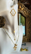Load image into Gallery viewer, Minimalist: Spring Monarchs π¦ and  πΌ Daisies (Mint & Morrocan Gold)