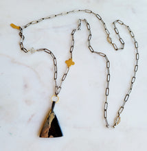 Load image into Gallery viewer, Apache Gold in California