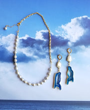 Load image into Gallery viewer, Rainbow 🌈Agate Slice Druzy on Pearls  (Blue, Turquoise, Green, Pink, Gray)