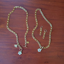 Load image into Gallery viewer, Spring Bloom 🌷 (Gold)