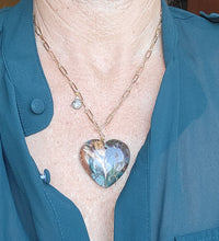 Load image into Gallery viewer, Heart ❤️ Strength (Green & Earthtone & Gold)