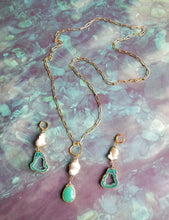 Load image into Gallery viewer, Stone of Venus ♀️: Green Chrysoprase on Pearl (Gold, Green)