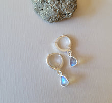 Load image into Gallery viewer, Silver Minimalism