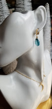 Load image into Gallery viewer, Blue Quartz Essentials (Gold)