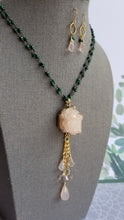 Load image into Gallery viewer, ROSE  🌹 BLOOM (Green Malachite & Pink Rosequartz)