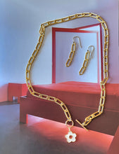 Load image into Gallery viewer, Spring Bloom 🌷 (Gold)