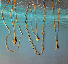 Load image into Gallery viewer, Summer Charm Minimalist (Gold)