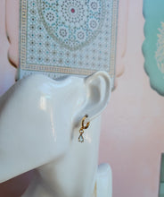 Load image into Gallery viewer, Tear Drop 💧 Charms (Aqua, Sapphire, White)