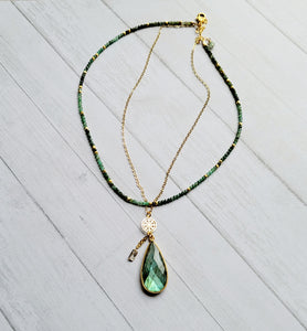 Ombre Emerald Minimalist (Green)