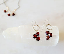 Load image into Gallery viewer, Garnet Grapes (Red &amp; Gold &amp; Silver)
