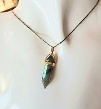 Load image into Gallery viewer, Labradorite Healing Crystal (Gold &amp; Oxi Silver)
